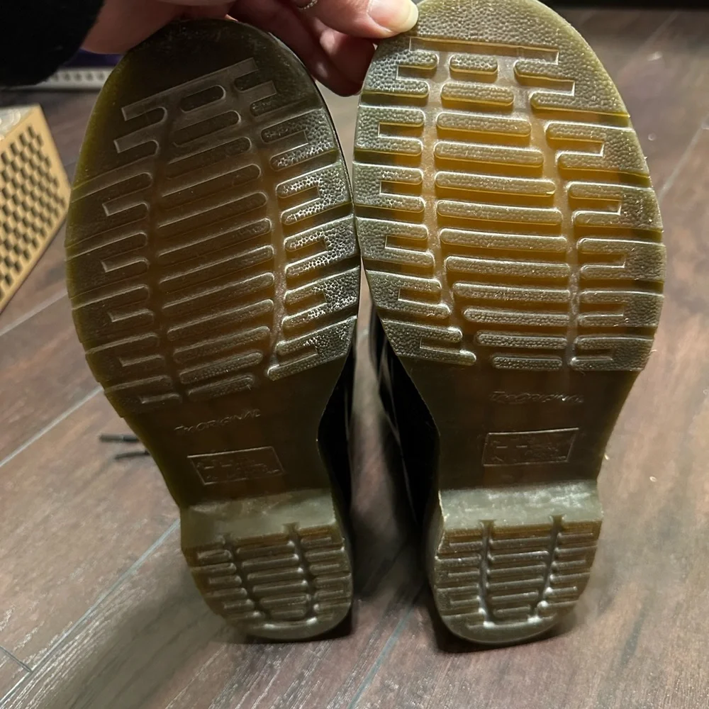 Dr. Martens 1460 Smooth Leather Lace-Up Boots Size 10 - Picture 9 of 13